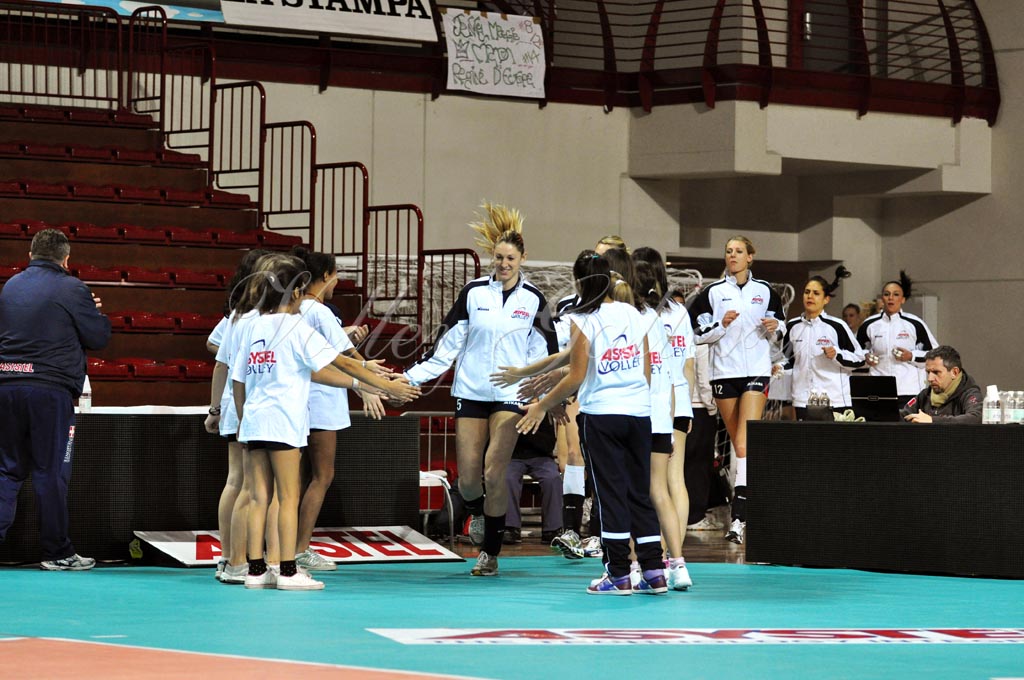 Asystel NO Yamamay (00)